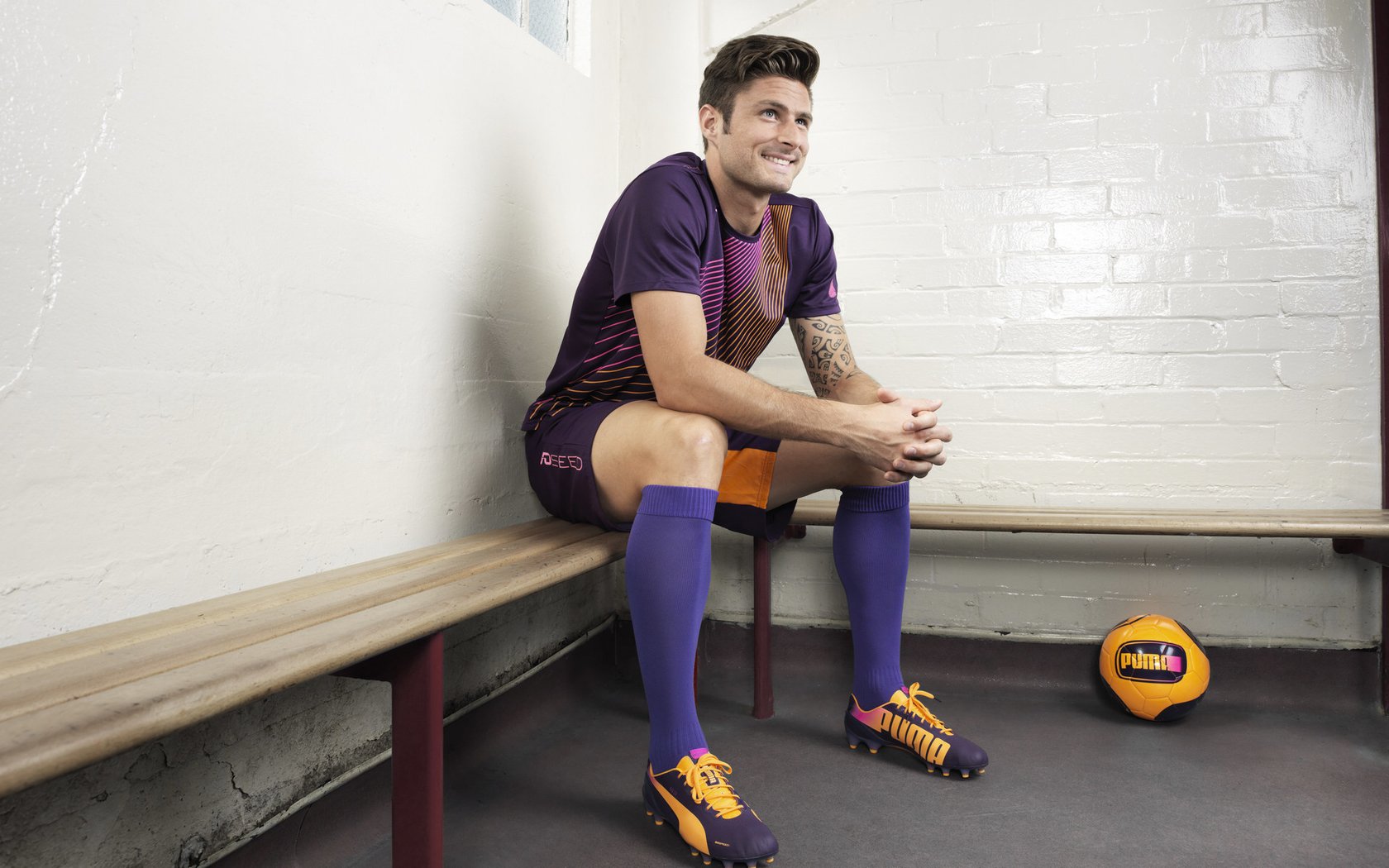 中国足球边路战术突破效率数据，足球边路突破集锦